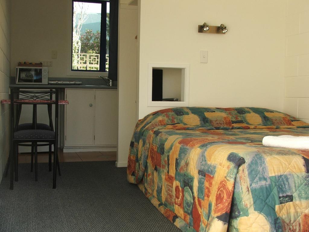 New Plymouth Top 10 Holiday Park Zimmer foto